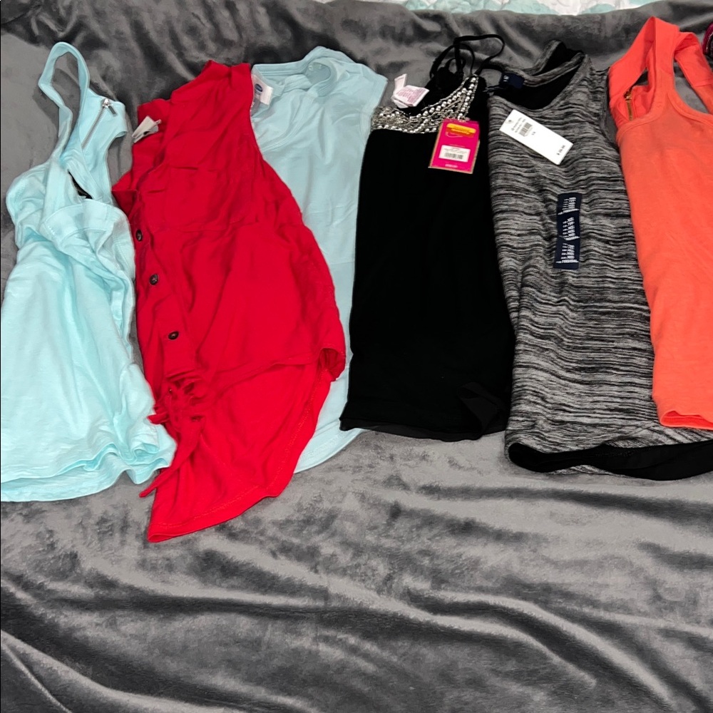 Stylish Women's Tank top Collection - NWT , NWOT and like new